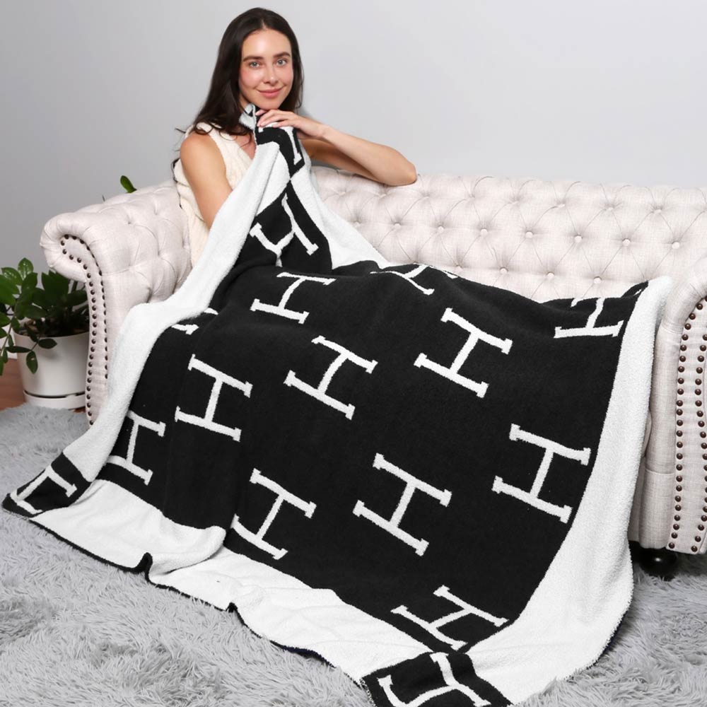 Fuzzy H Blanket - Black